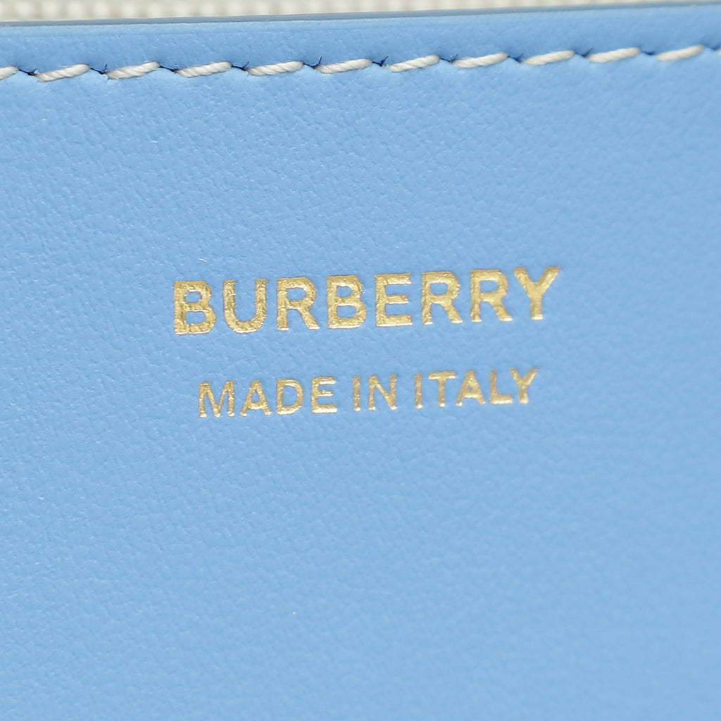 Burberry Bicolor Rafia Duncan Pouch