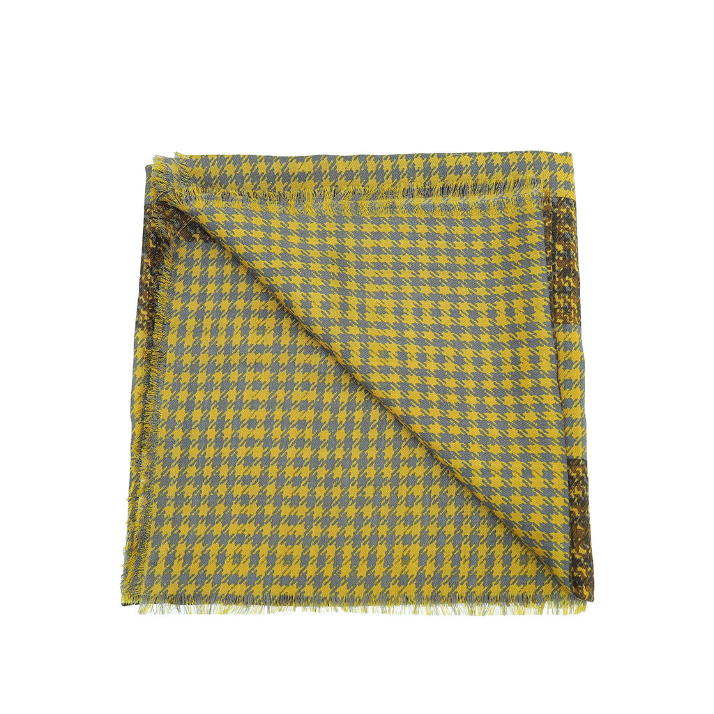 Burberry Bicolor Houndstooth Check Print Scarf