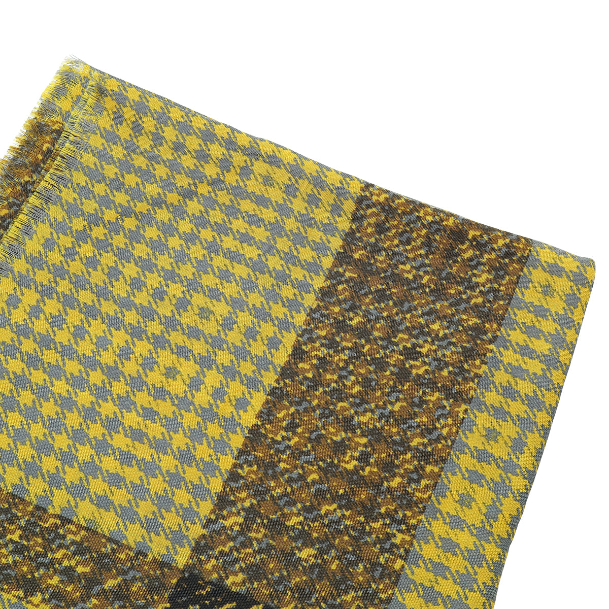 Burberry Bicolor Houndstooth Check Print Scarf