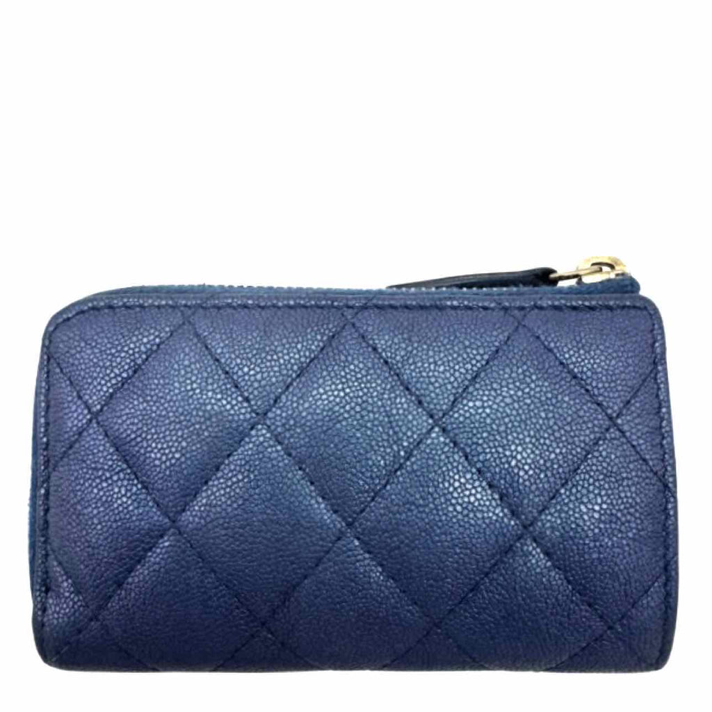 CHANEL Iridescent Caviar Quilted Zipped Key Holder Blue
