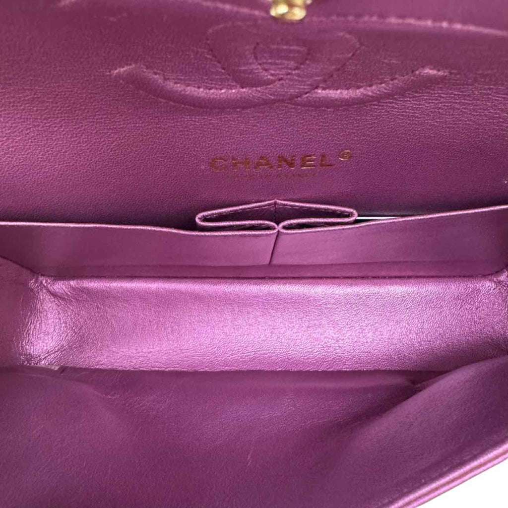 CHANEL Iridescent Lambskin Medium Double Flap Purple
