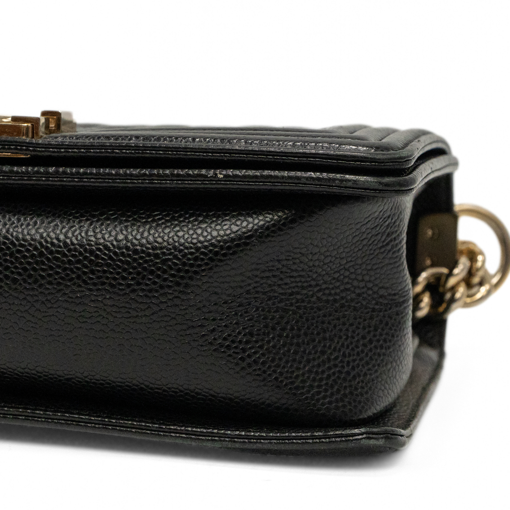 Chanel 'Medium Boy' Bag