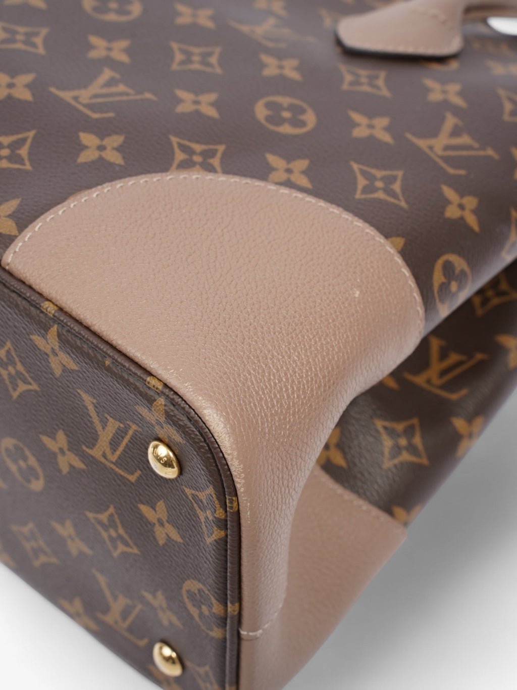 Louis Vuitton Flandrin Tote Monogram / Taupe Canvas