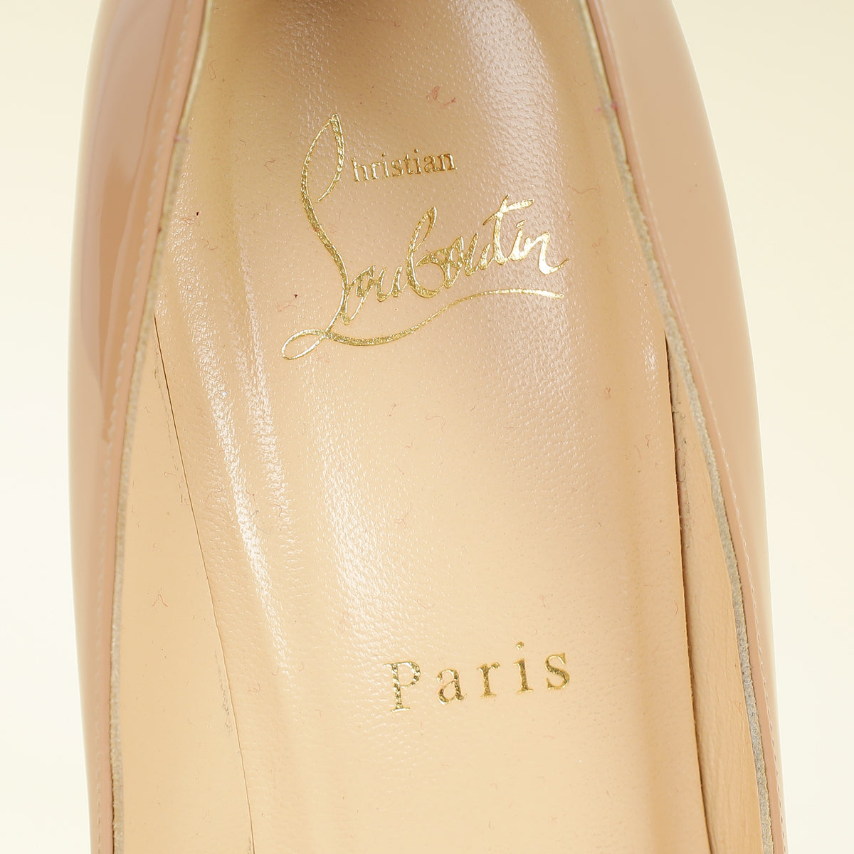 Christian Louboutin Nude Pigalle Pump 40