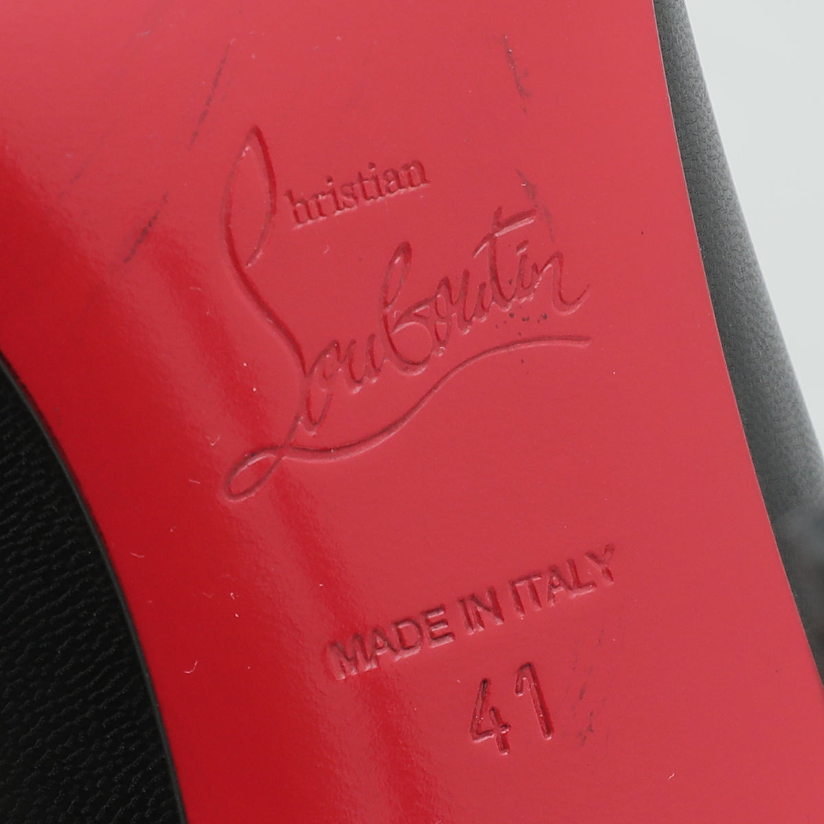 Christian Louboutin Black Round Toe Calfskin Pump 41