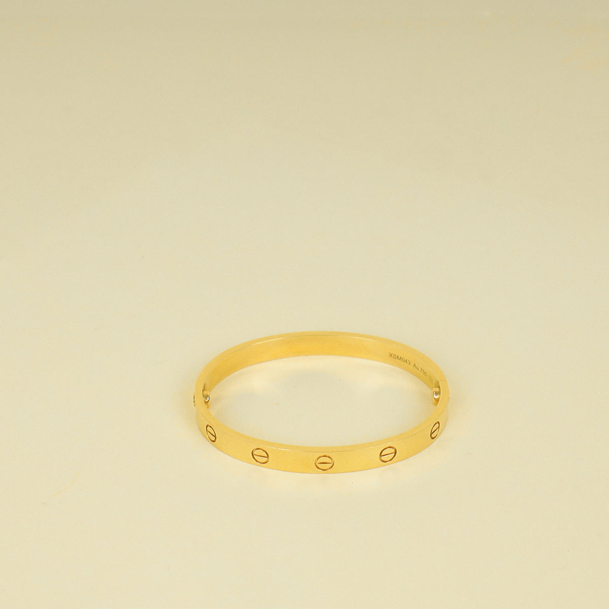 Cartier 18K Yellow Gold Classic Love Bracelet 17