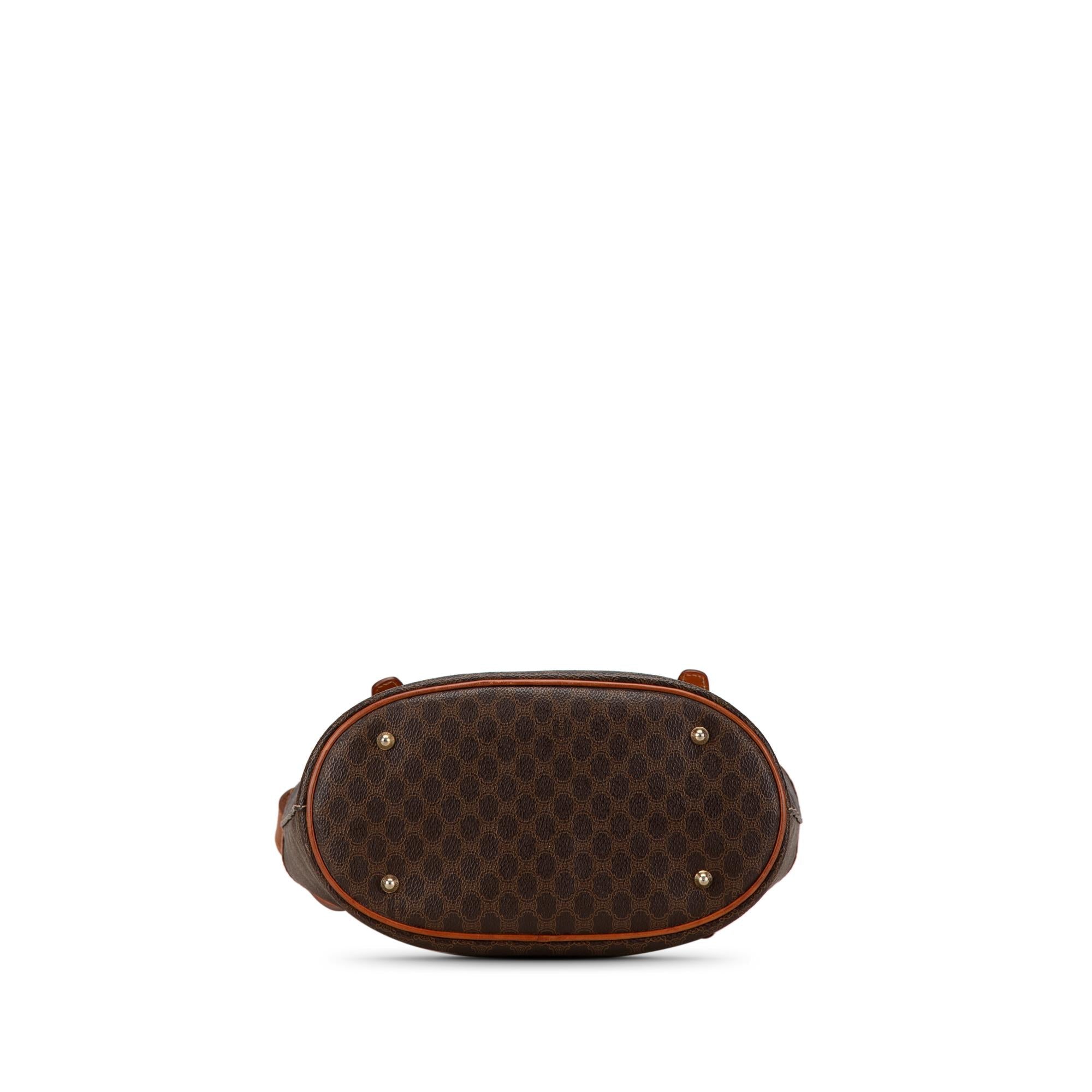 Celine Macadam Coated Canvas Tote (SHG-GrIG6D)
