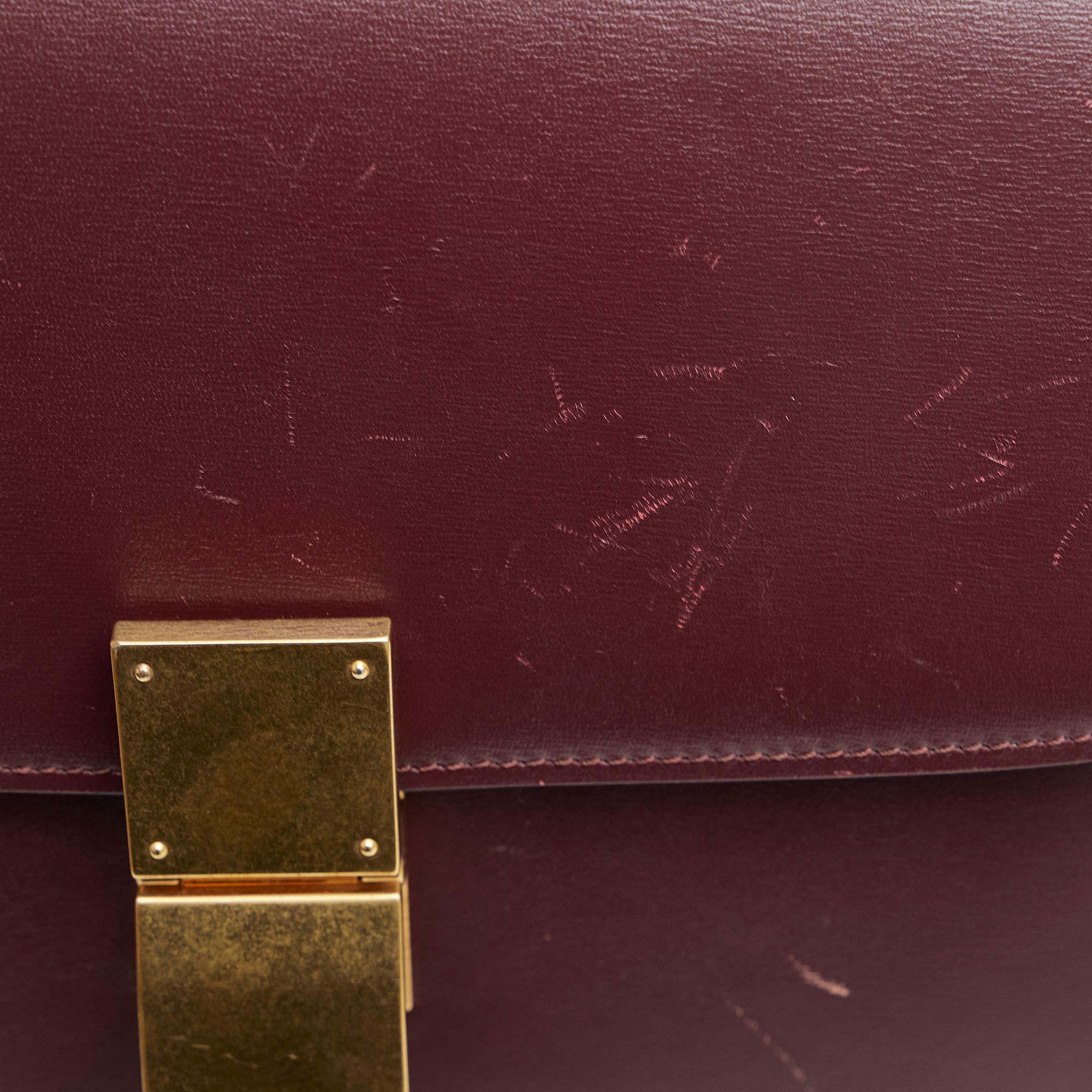 Celine Medium Calfskin Classic Box (SHG-IAHhVX)