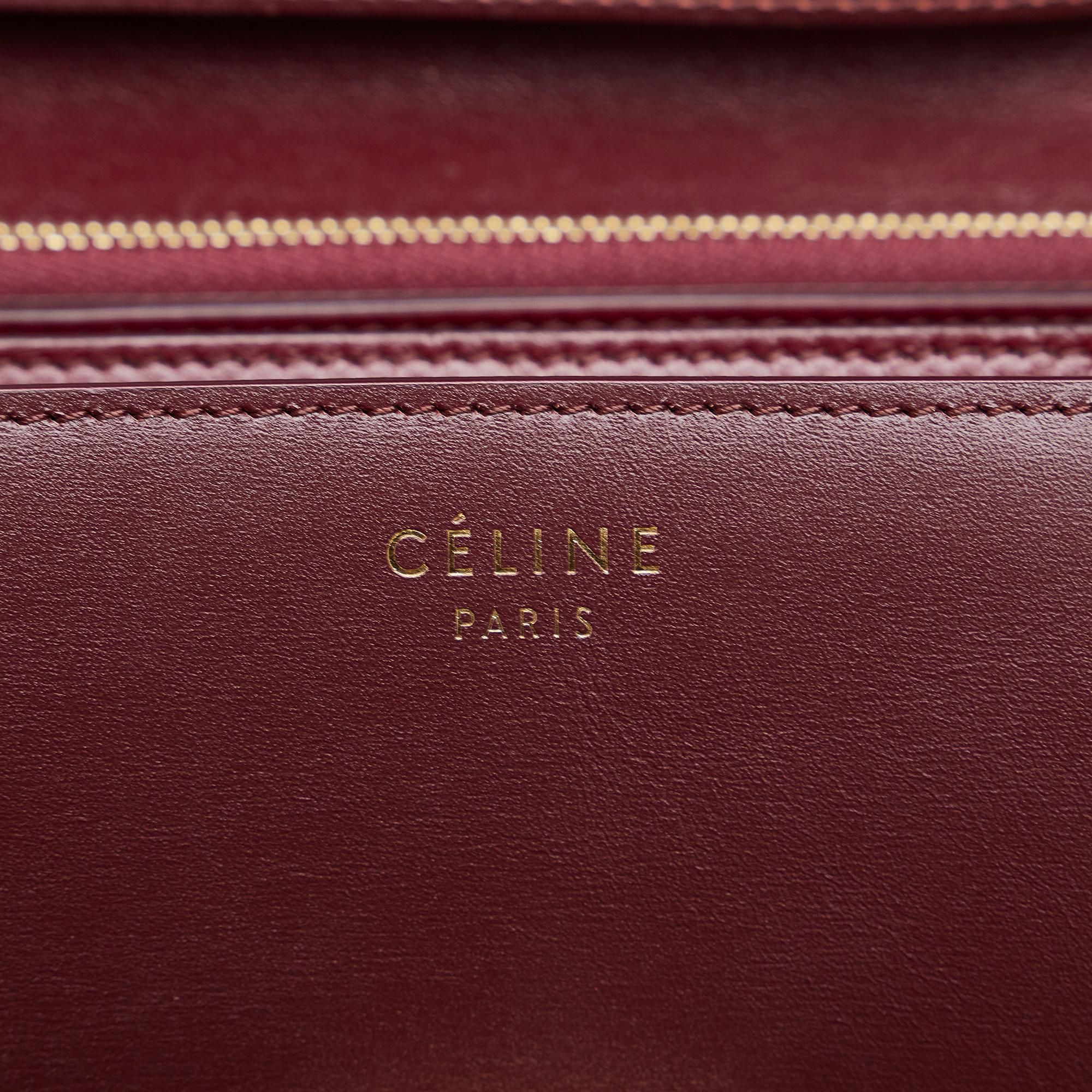 Celine Medium Calfskin Classic Box (SHG-IAHhVX)