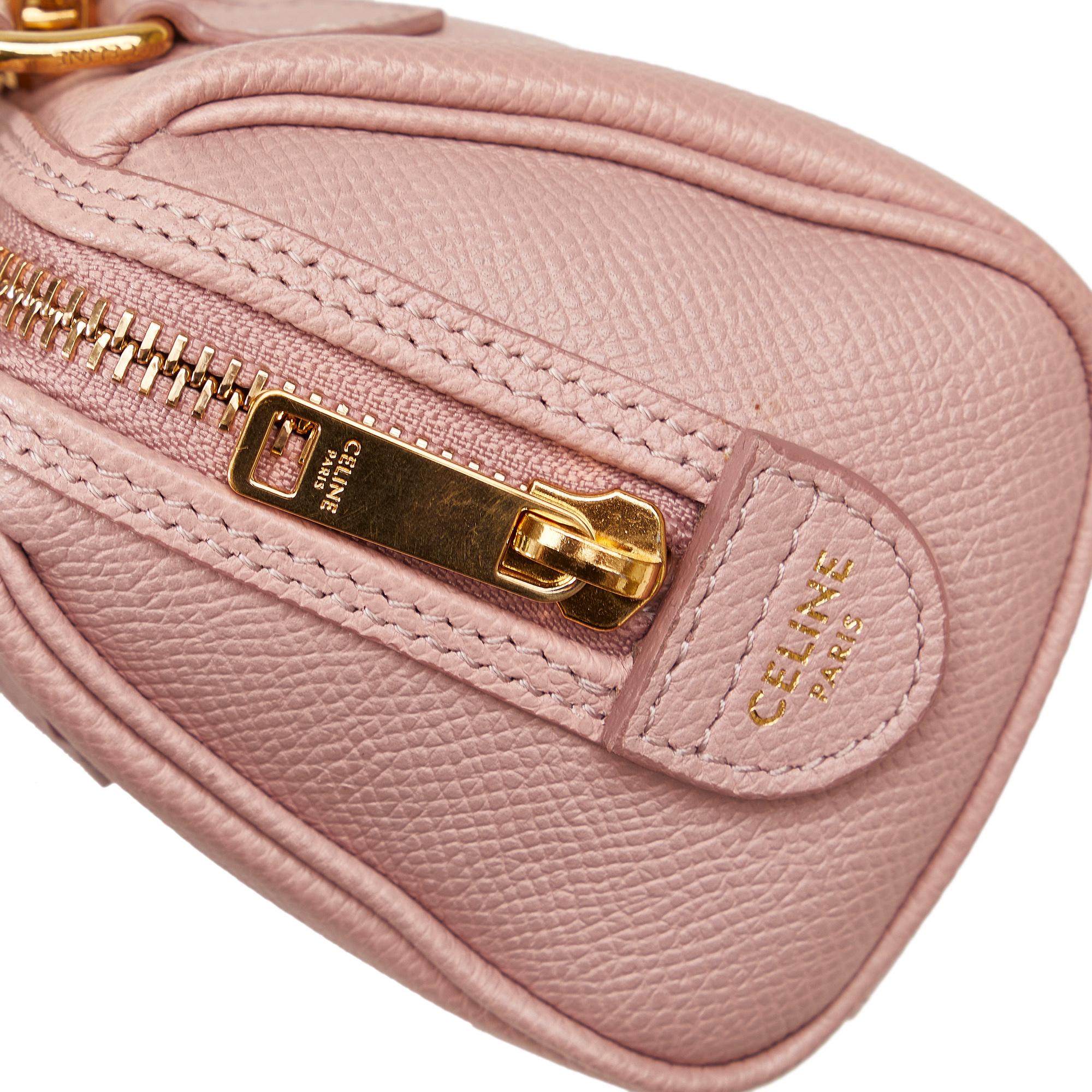 Celine Mini Grained Leather Chain Boston (SHG-yreiBz)