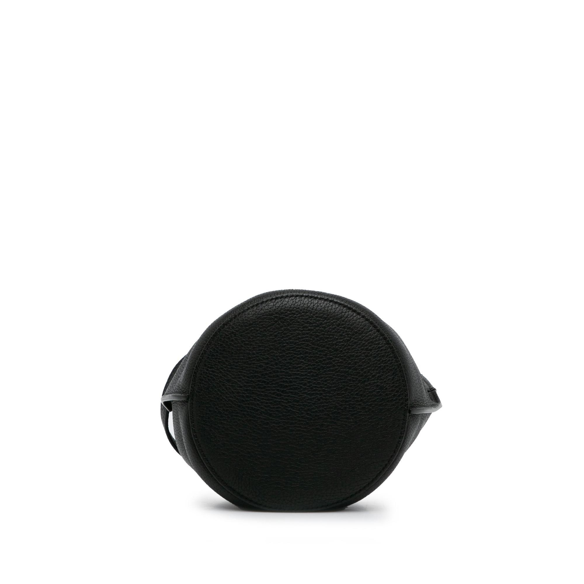 Celine Nano Big Bucket Bag (SHG-Sc3epy)