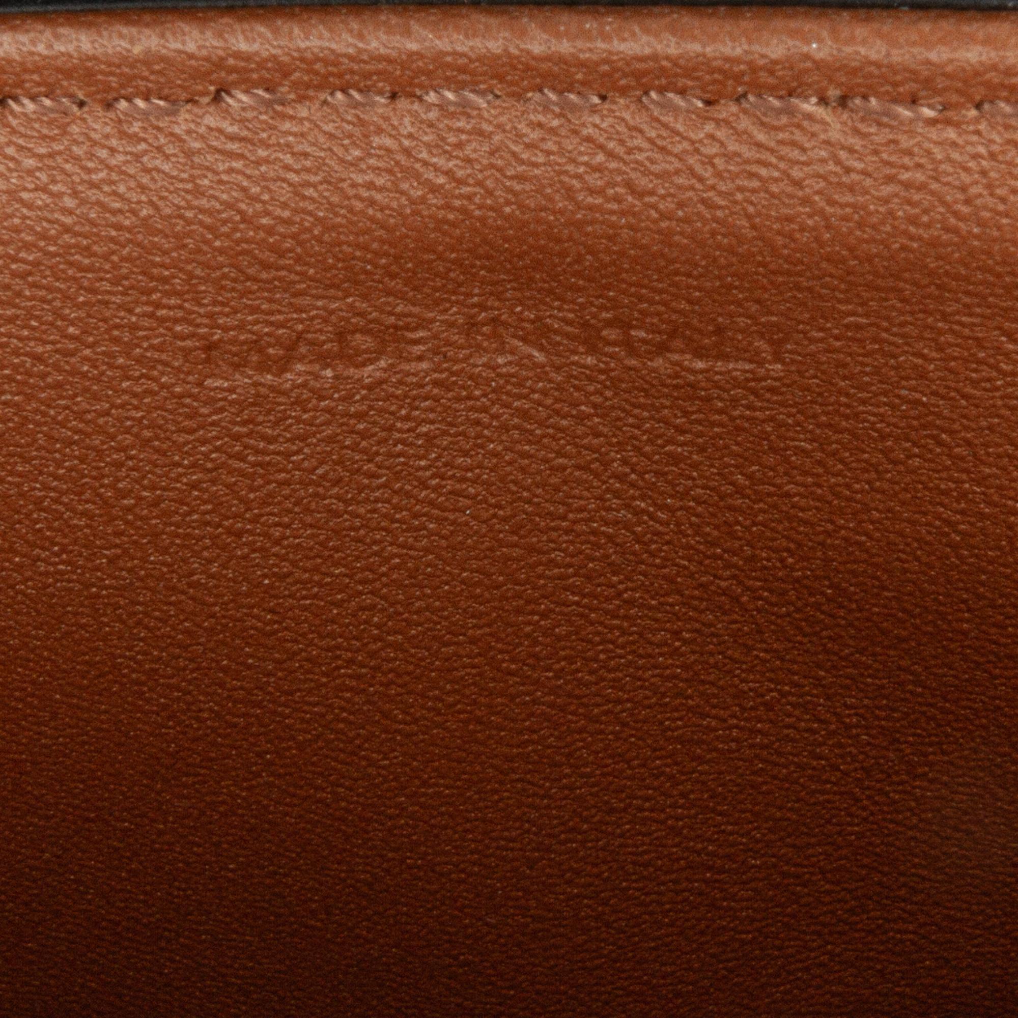 Celine Teen Triomphe Crossbody Bag (SHG-QNHZB7)