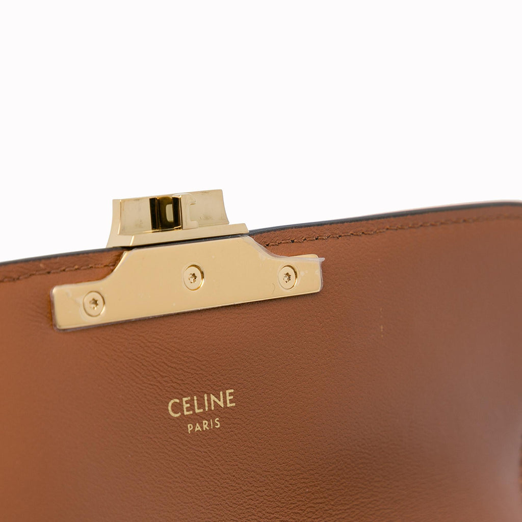 Celine Triomphe Claude Shoulder Bag (SHG-6baNOB)