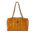 Chanel CC Chocolate Bar Patent Shoulder Bag (SHG-tneQSq)