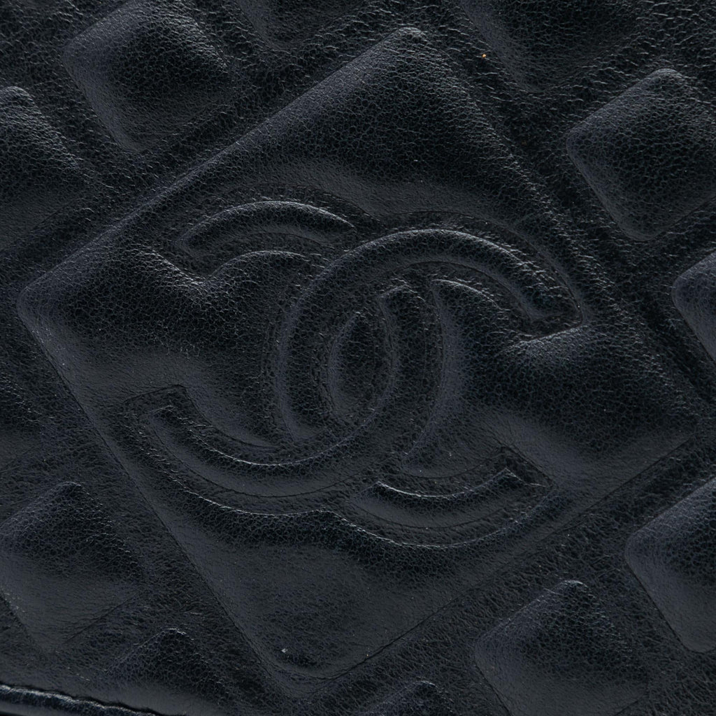 Chanel CC Embossed Lambskin Diamond Wallet On Chain
