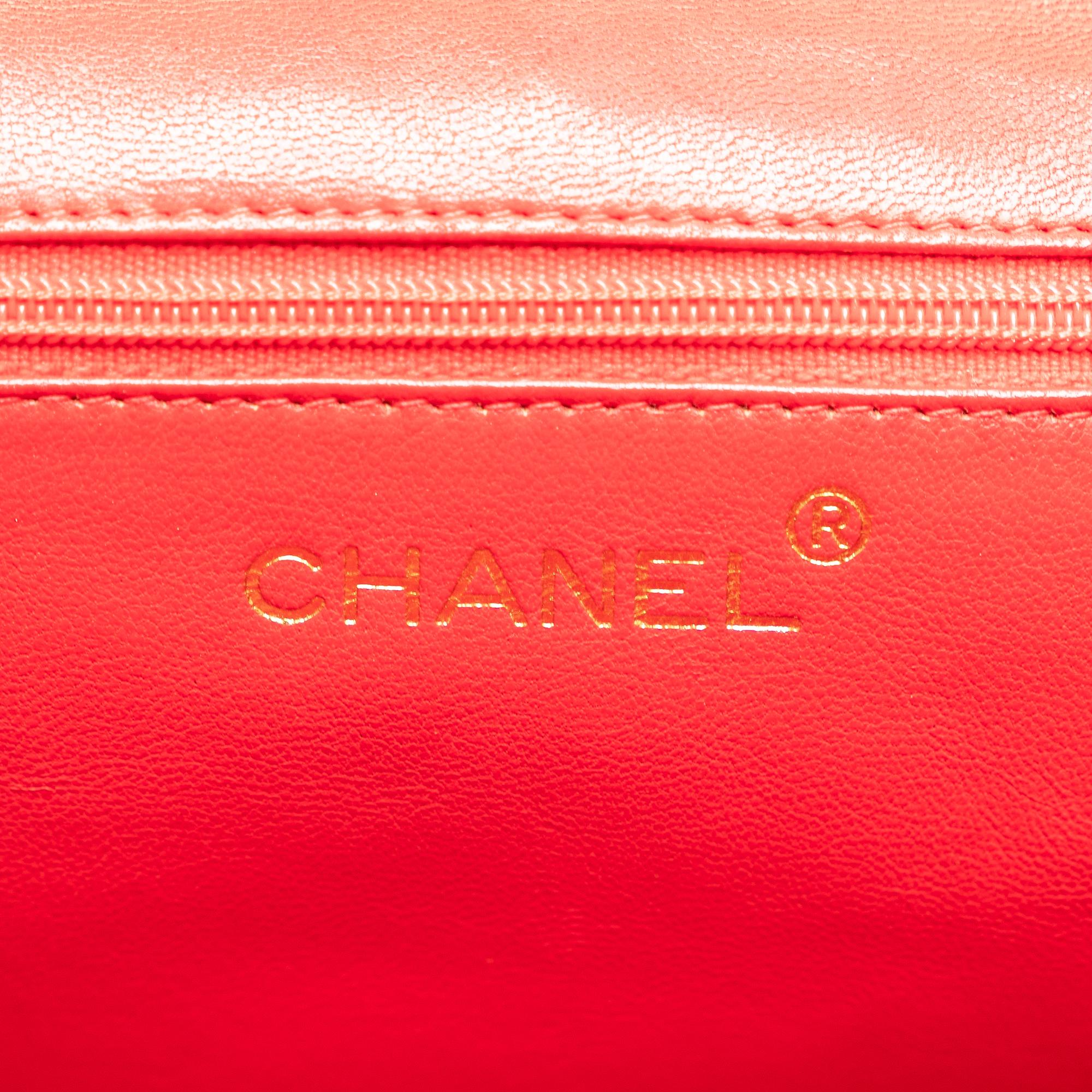 Chanel CC Quilted Lambskin Full Flap (SHG-mw6HY3)