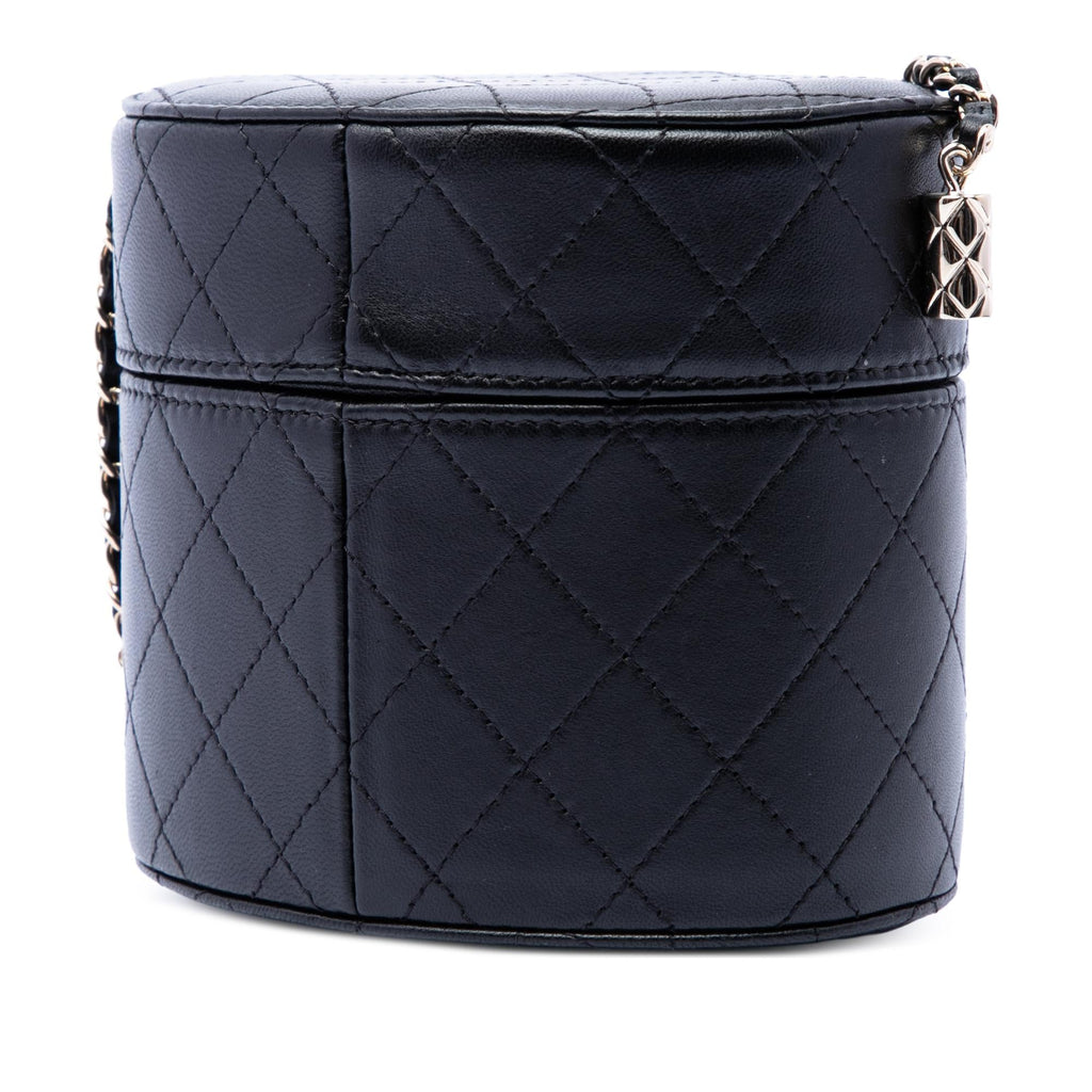 Chanel CC Quilted Lambskin Round Vanity Clutch With Chain