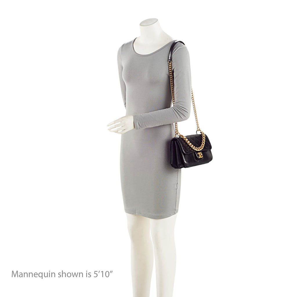 Chanel Calfskin Straight Line Small Flap Bag (SHF-6VRqD4)