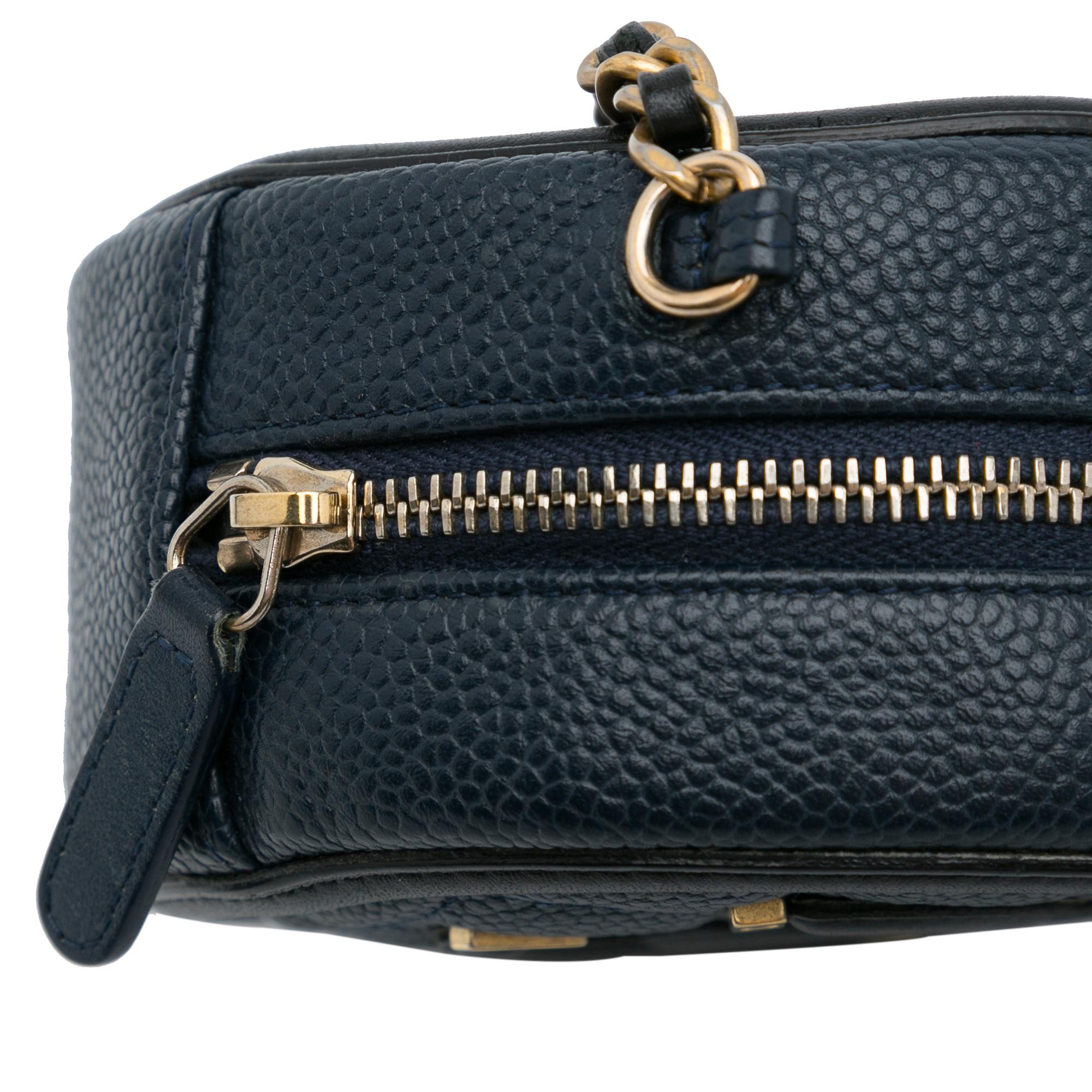 Chanel Caviar CC Filigree Round Crossbody Bag (SHG-f1Lbtg)