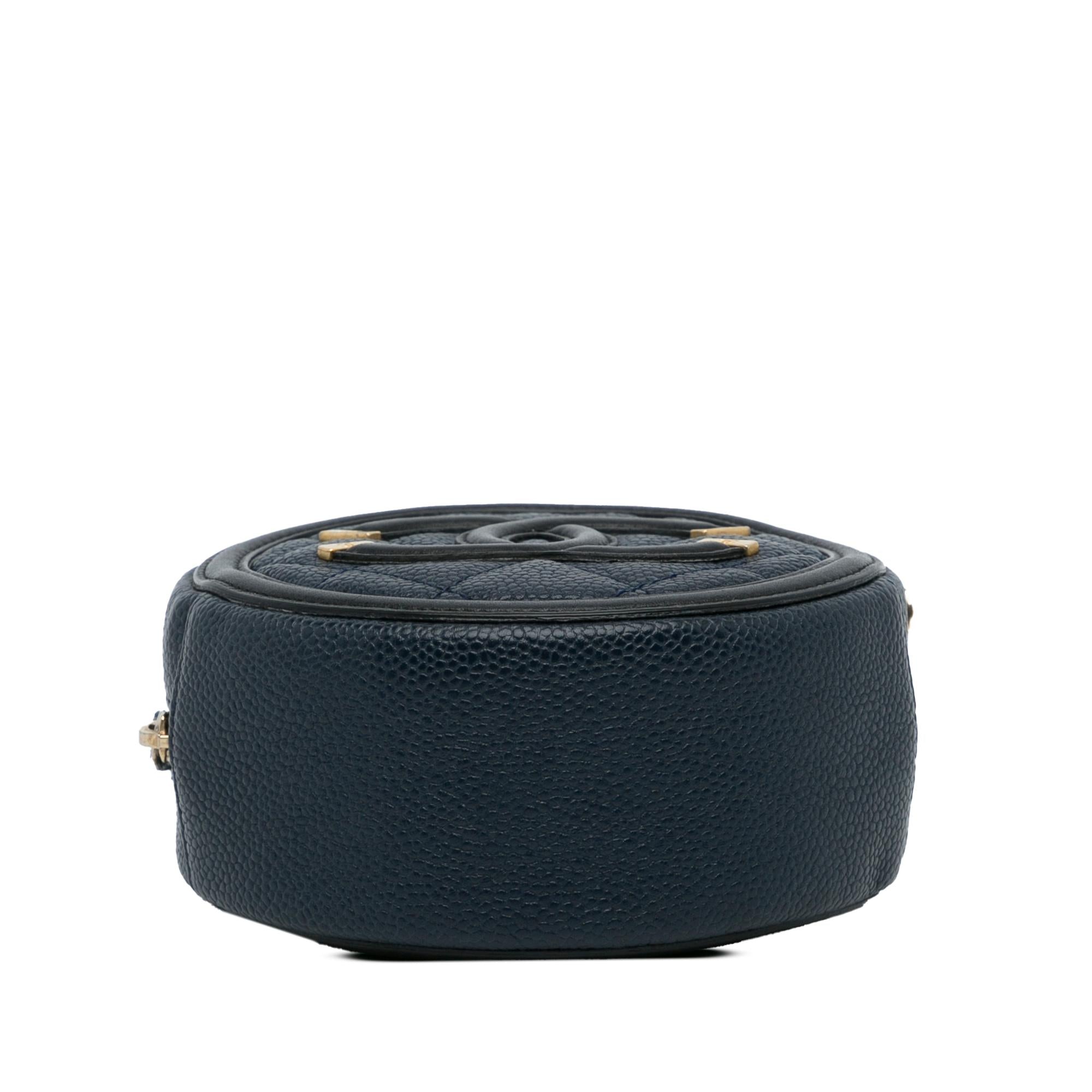 Chanel Caviar CC Filigree Round Crossbody Bag (SHG-f1Lbtg)