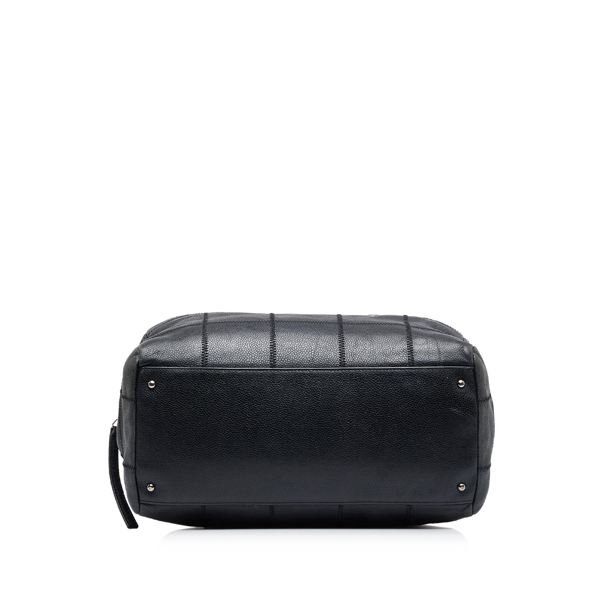 Chanel Caviar Choco Bar Shoulder Bag (SHG-UMhvEk)