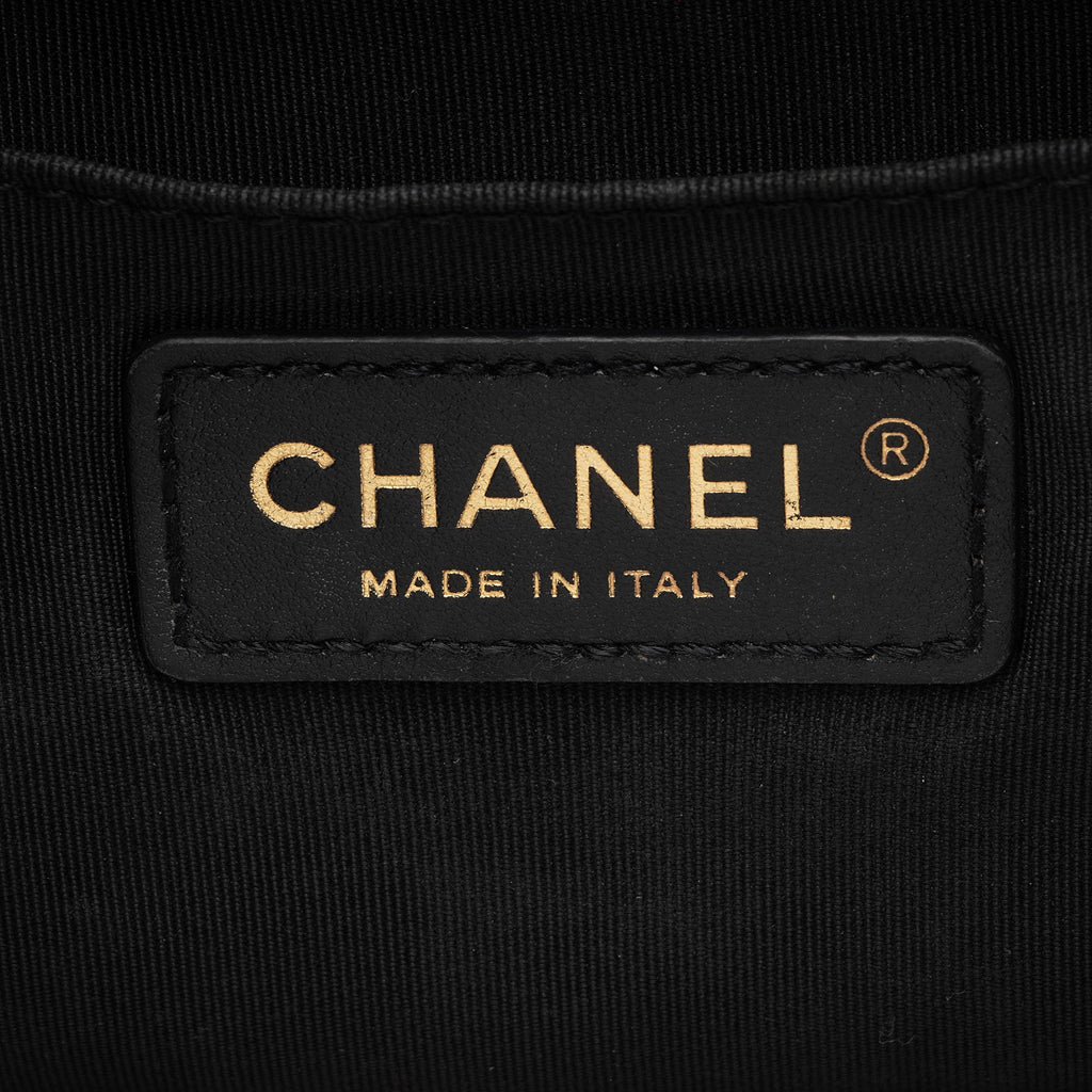Chanel Caviar Leather Rolled Up Drawstring Bucket Bag (SHF-9VaoLU)