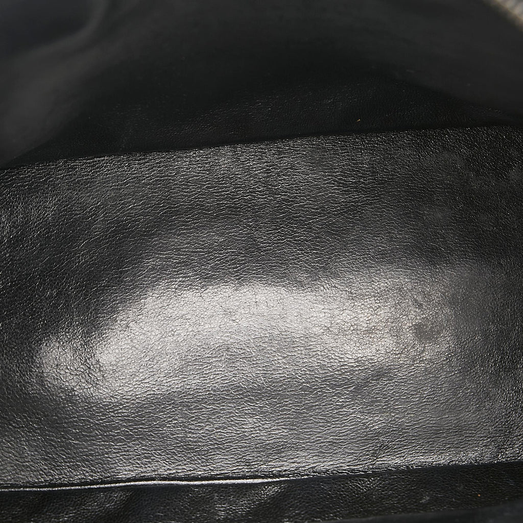 Chanel Caviar Medallion Tote (SHG-35918)