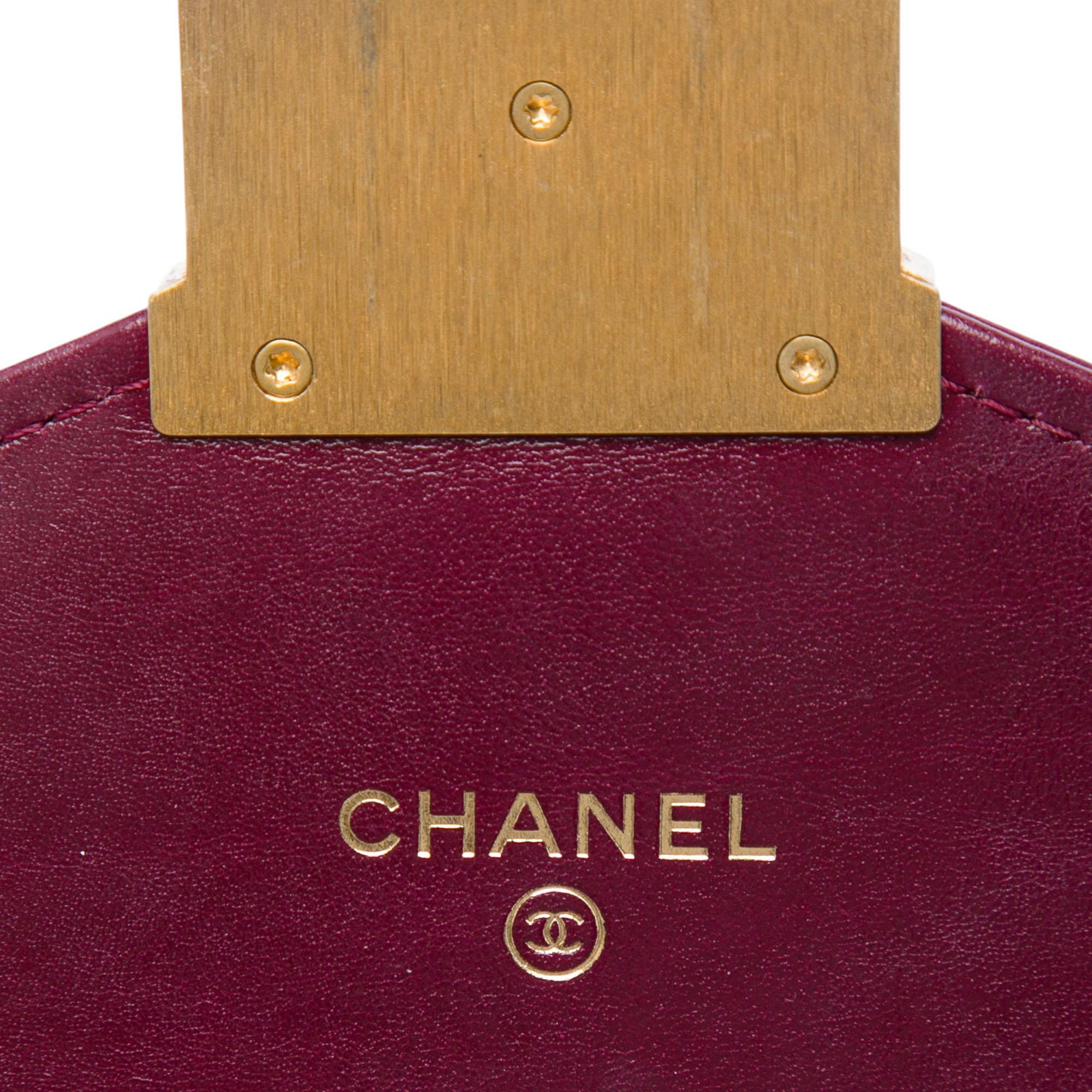 Chanel Chevron Calfskin Medal Wallet On Chain