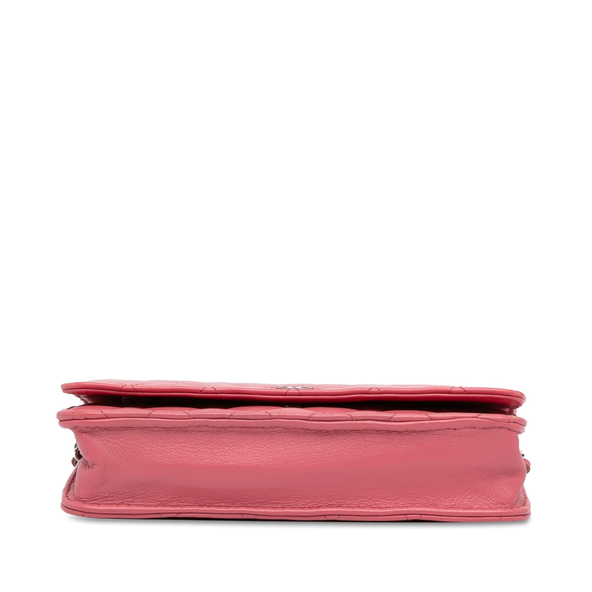 Chanel Classic Lambskin Wallet on Chain (SHG-3Welw5)