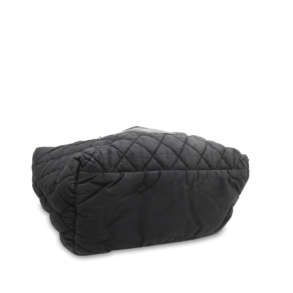 Chanel Cocoon Tote (SHG-i52dFZ)