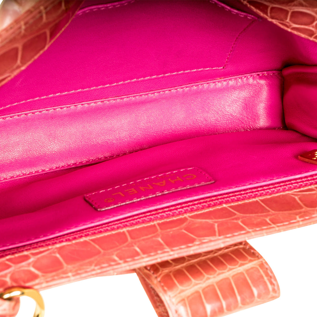 Chanel Pouch on Chain - Crocodile