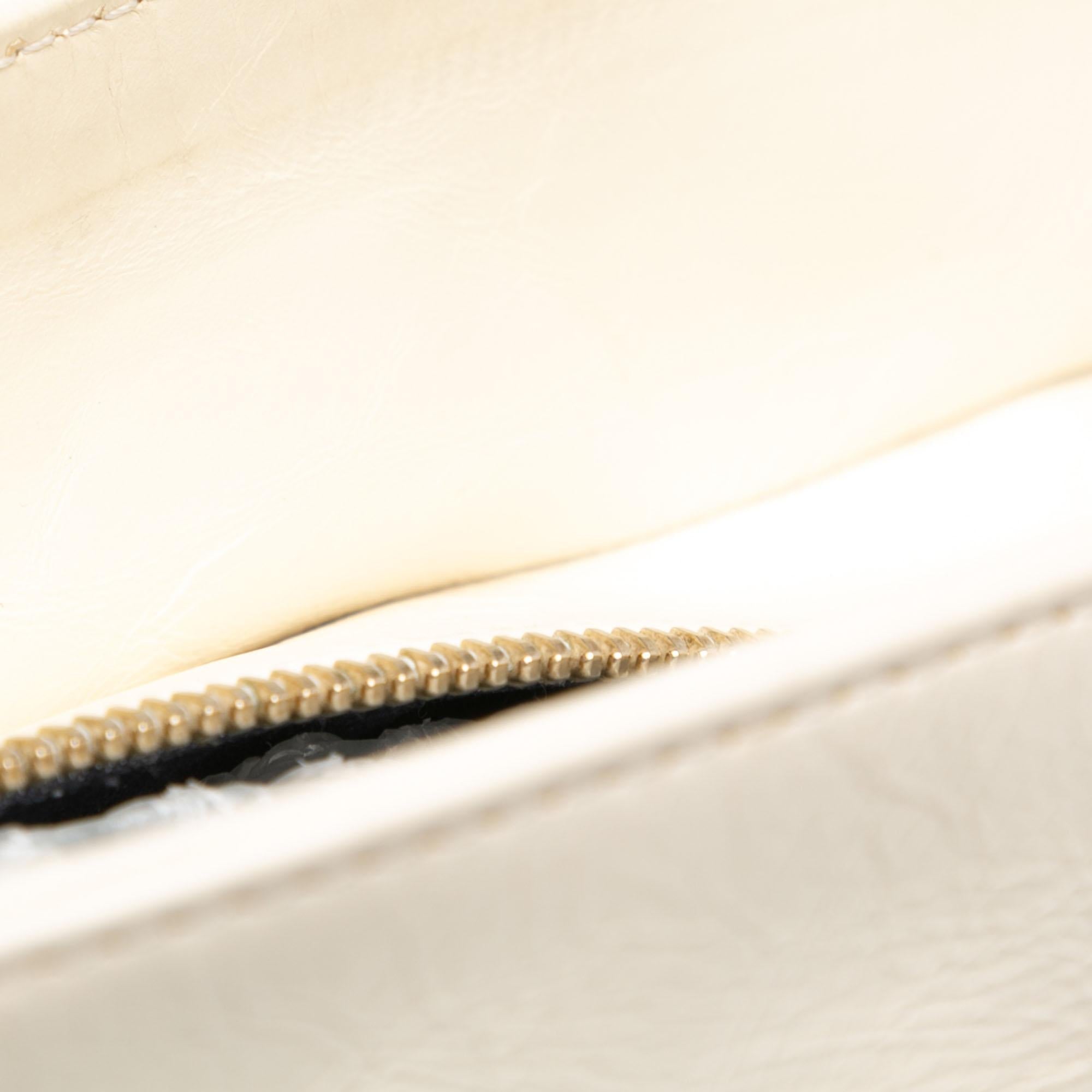 Chanel Crumpled Calfskin En Vogue Rope Satchel (SHG-YyDuG5)