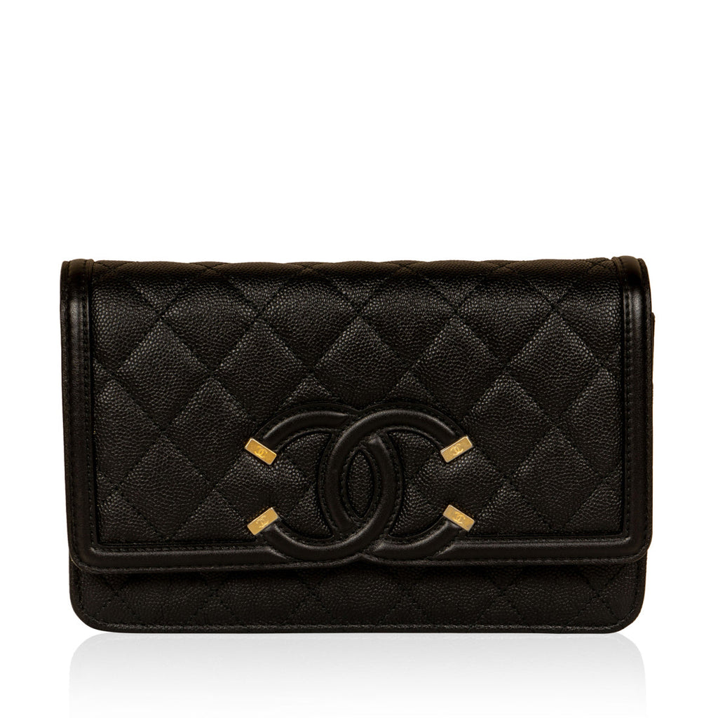 Chanel Filigree Wallet on Chain