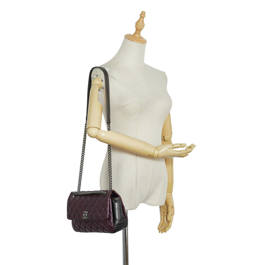 Chanel Glazed Matelasse Portobello Flap Bag (SHG-ijJwl5)