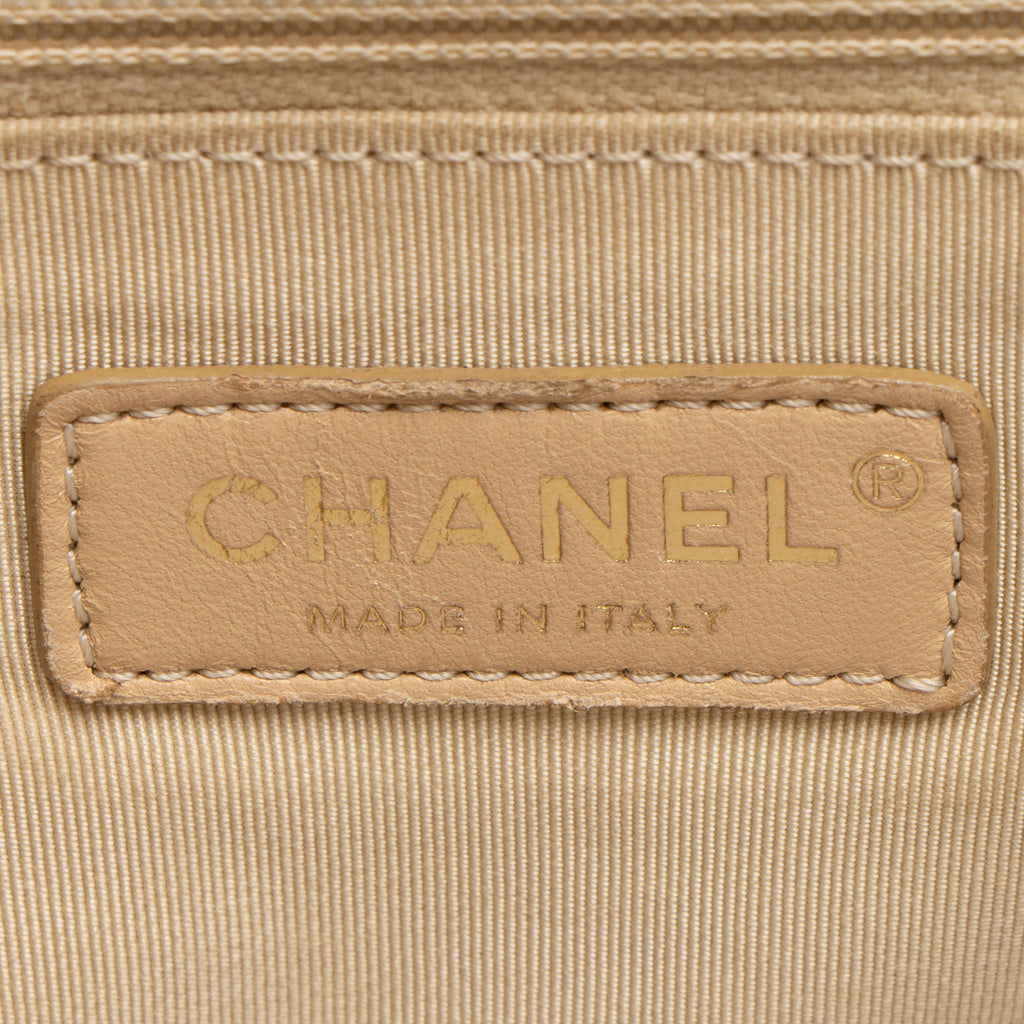Chanel Grained Calfskin Label Click Large Shoulder Bag (SHF-vwMSPi)