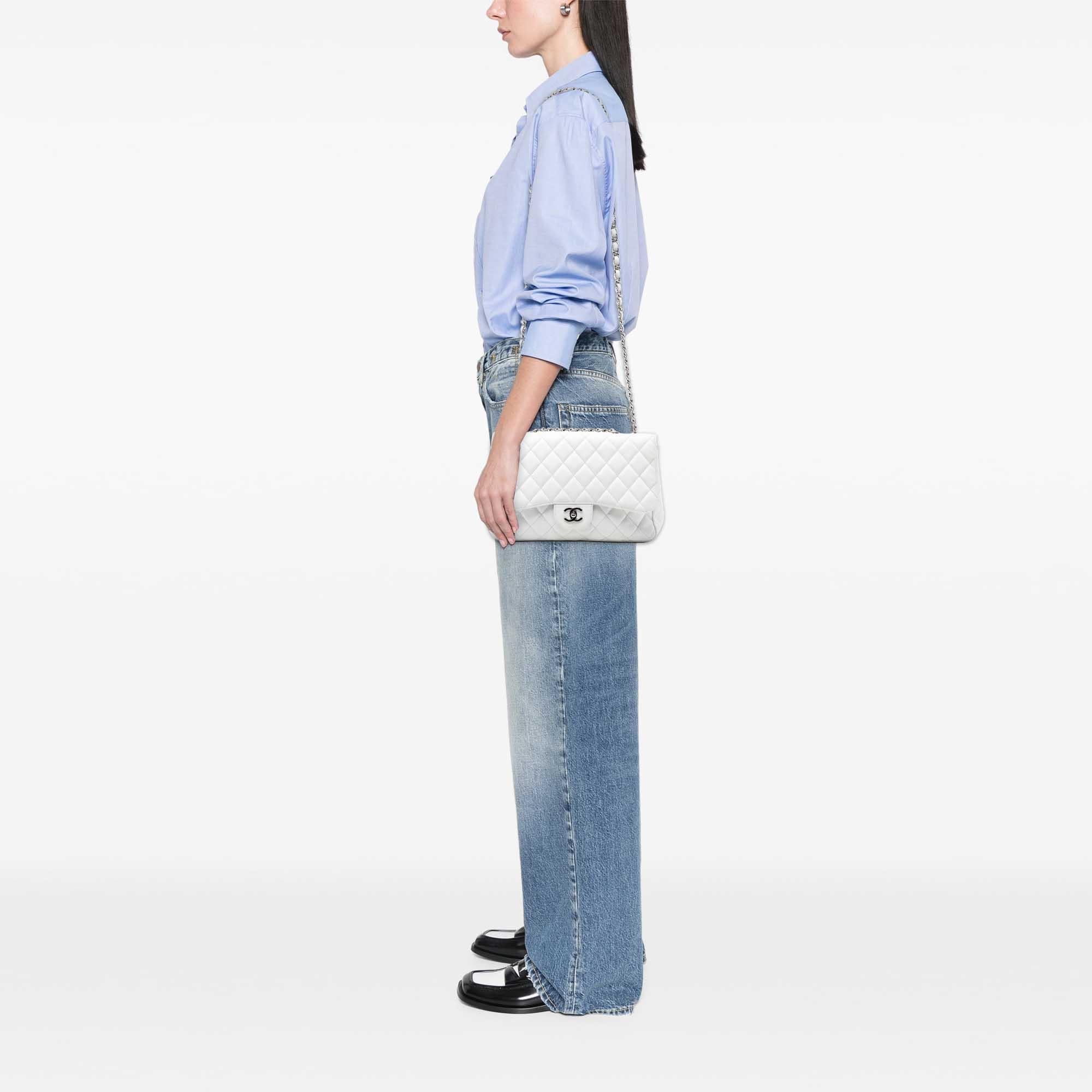 Chanel Jumbo Classic Caviar Single Flap