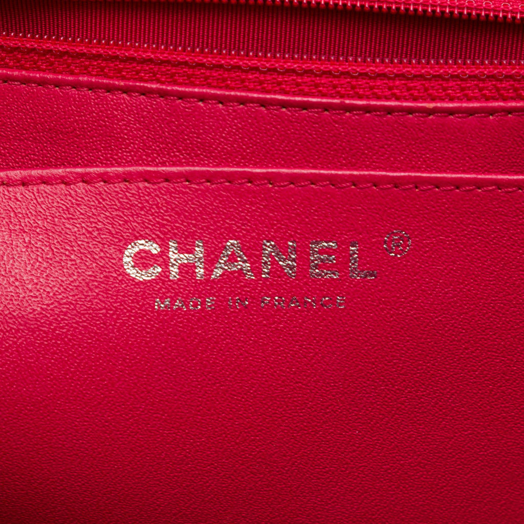 Chanel Jumbo Classic Caviar Single Flap