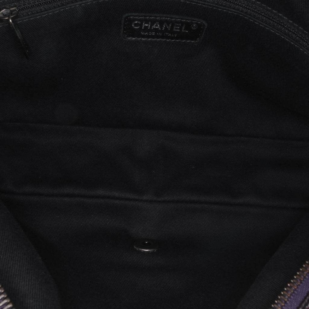 Chanel Jumbo Quilted Caviar Easy Flap