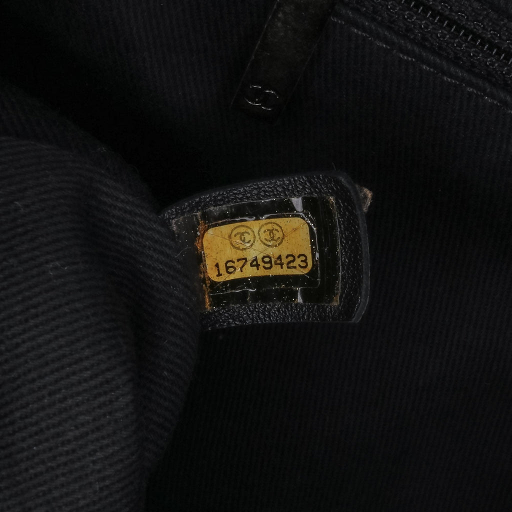 Chanel Jumbo Quilted Caviar Easy Flap