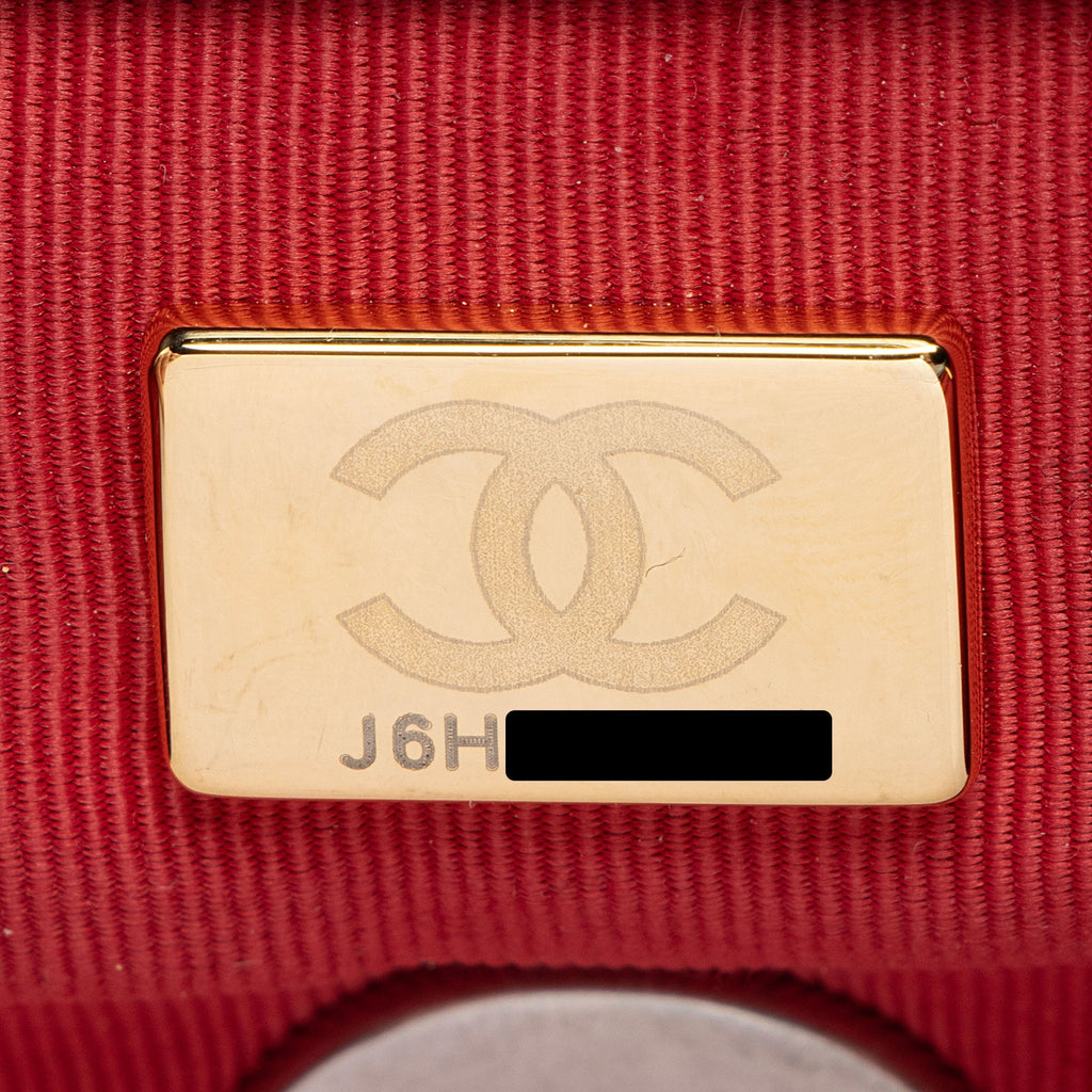 Chanel Lambskin 19 Medium Flap Shoulder Bag (SHF-boGp4i)