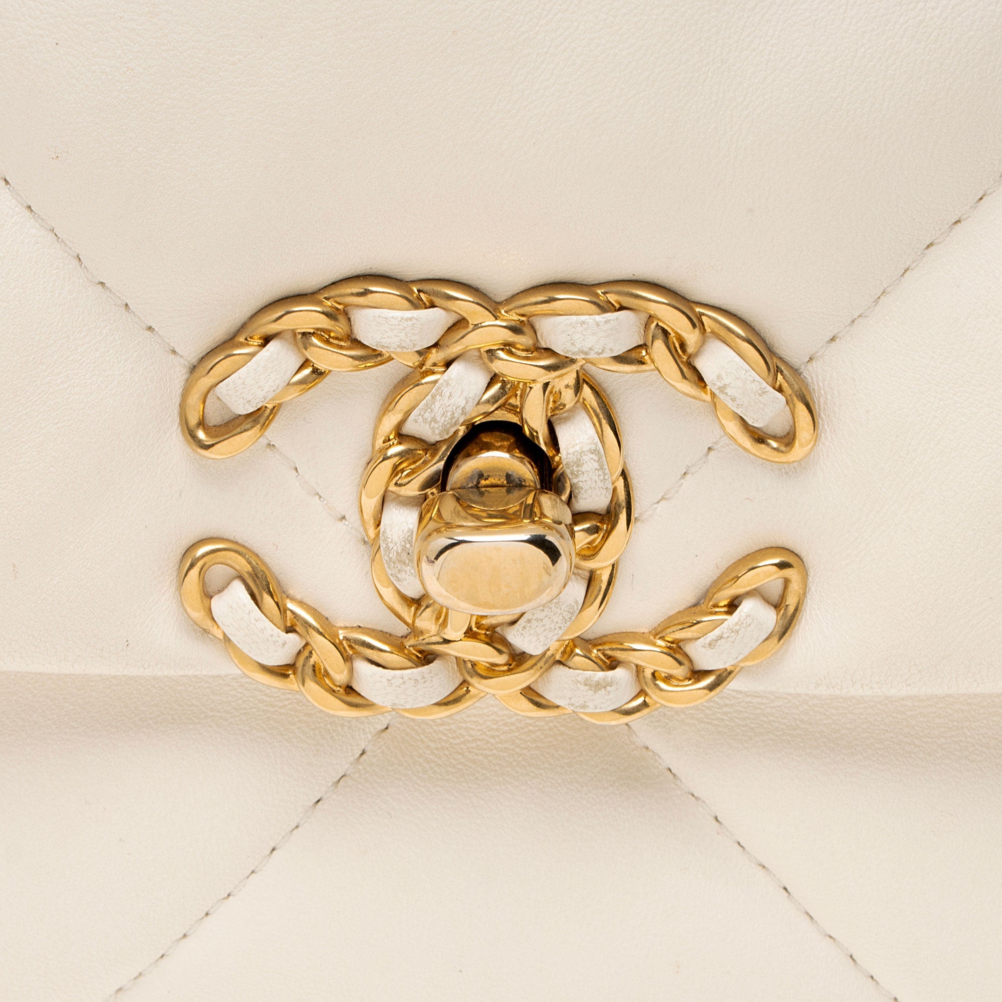 Chanel Lambskin 19 Medium Flap Shoulder Bag