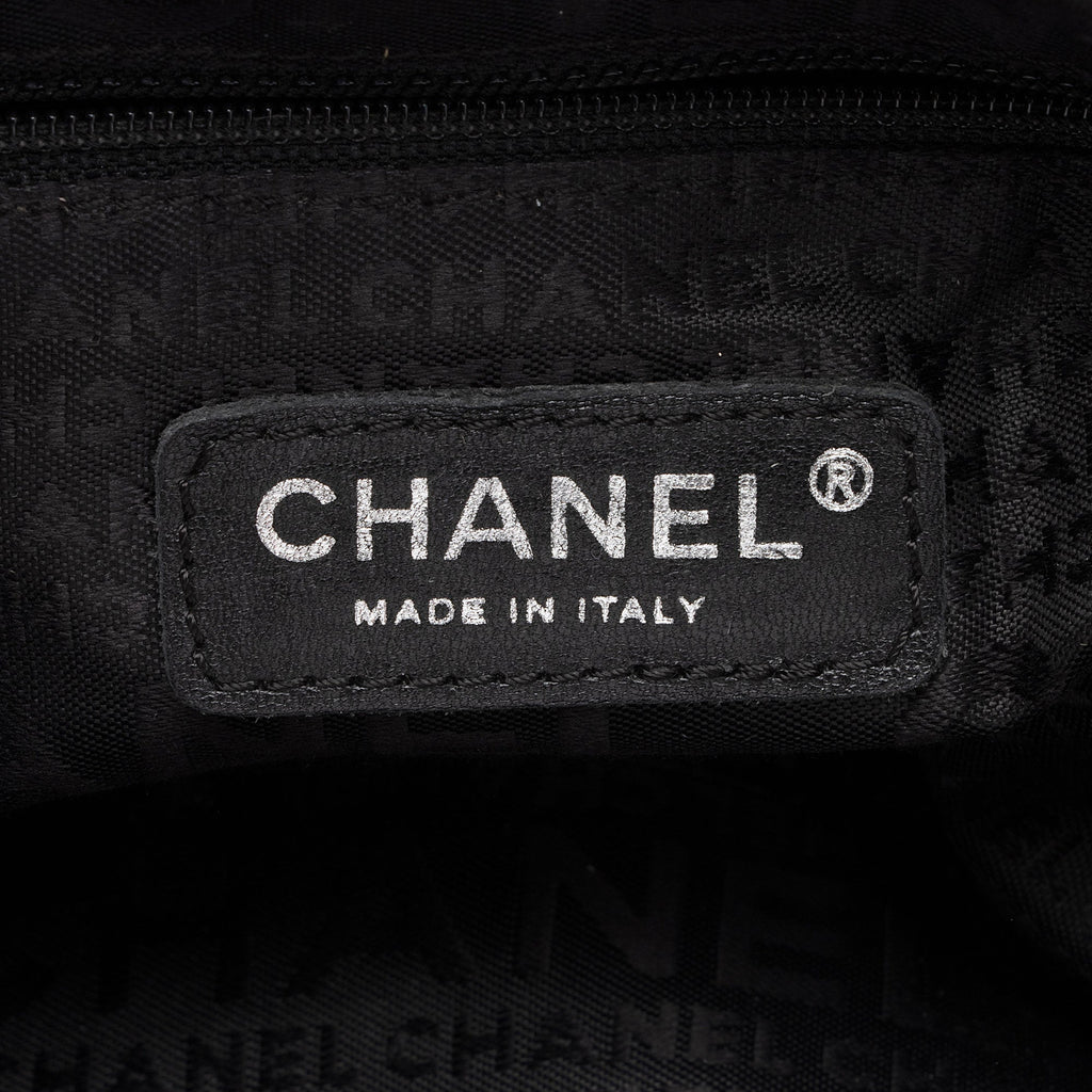 Chanel Lambskin LAX Accordion Shoulder Bag (SHF-WhynN4)