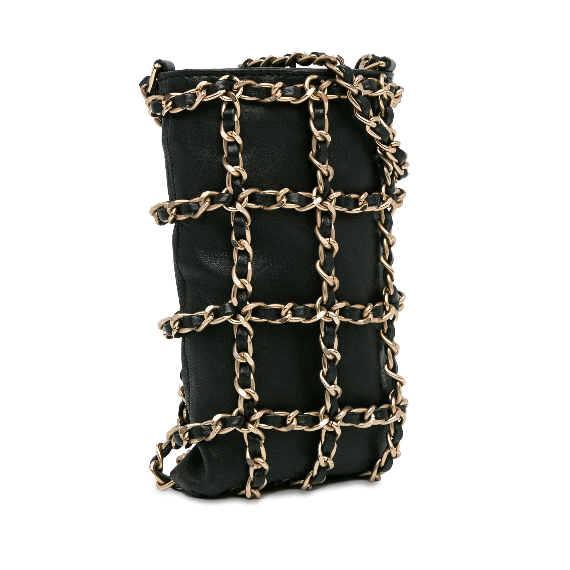Chanel Lambskin Tech Me Out Clutch With Chain (SHG-lnyegU)