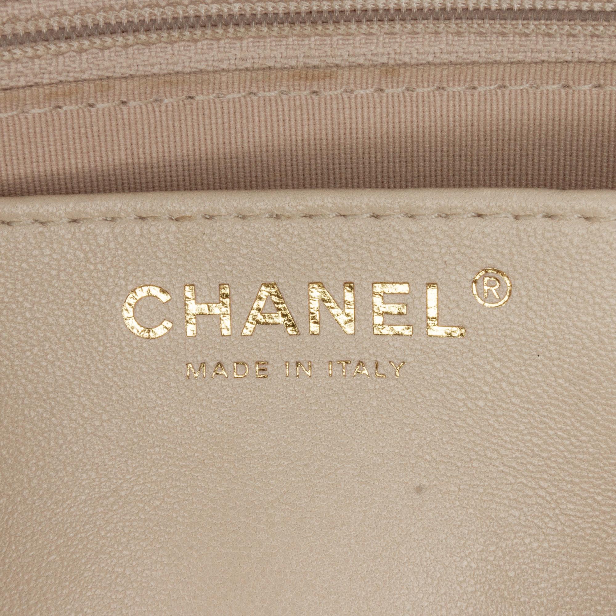 Chanel Large Quilted Lambskin Funky Town Flap (SHG-brQduf)