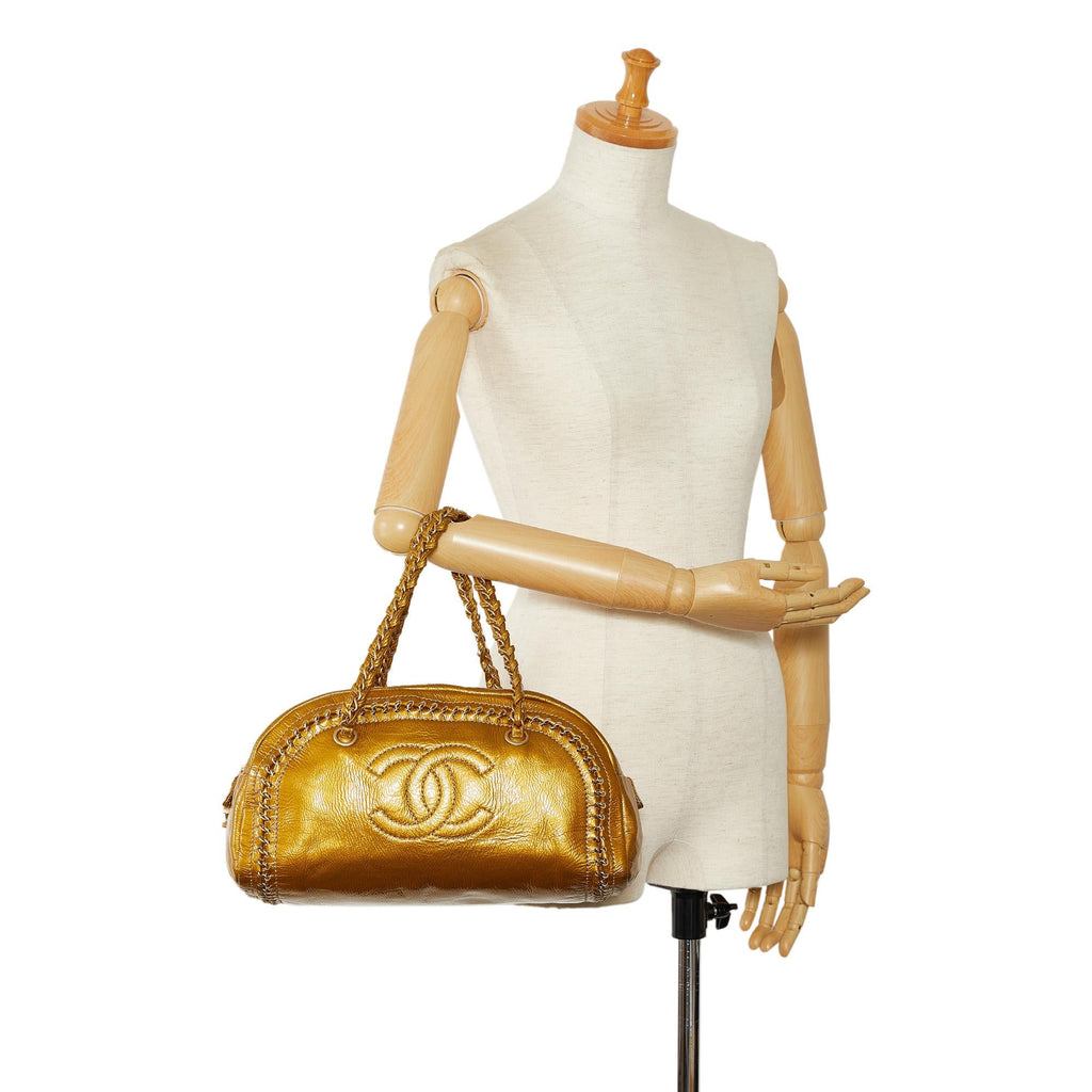 Chanel Luxe Ligne Bowler Bag (SHG-PphpRs)