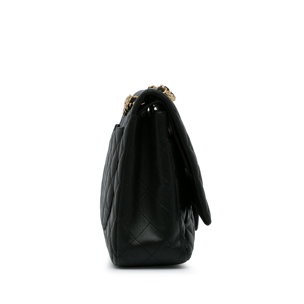 Chanel Maxi Classic Lambskin Double Flap (SHG-eE9hXY)
