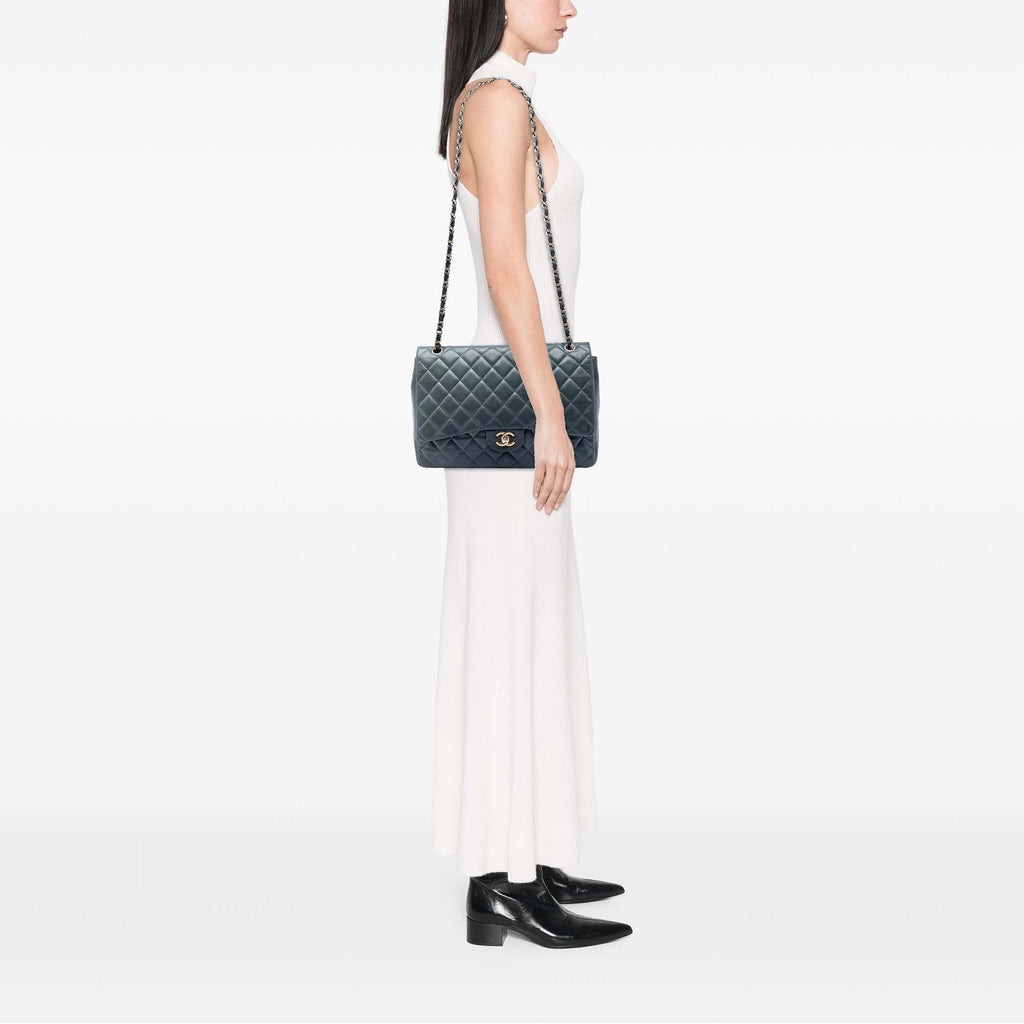 Chanel Maxi Classic Lambskin Single Flap