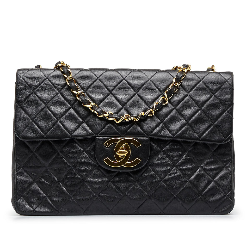 Chanel Maxi XL Classic Lambskin Single Flap (SHG-tSLYwQ)