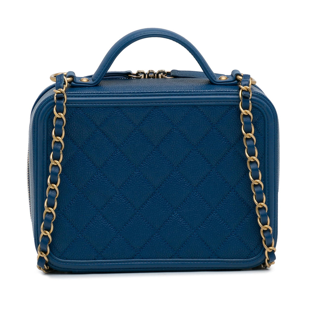 Chanel Medium CC Filigree Caviar Vanity Case (SHG-R0dFDb)