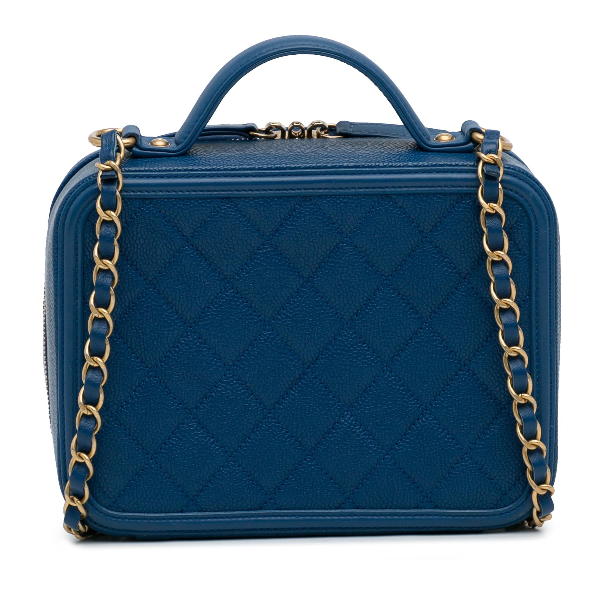 Chanel Medium CC Filigree Caviar Vanity Case (SHG-R0dFDb)
